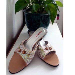 NWOT Beaded High Heel SZ 8 Scandal
